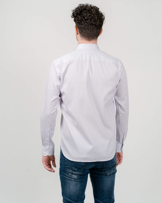 'БЯЛА РИЗА С ЧЕРВЕН ПРИНТ И ЛОГО