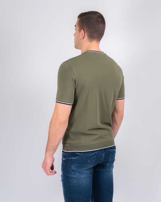 'ТЪМНО ЗЕЛЕНА БИЕ ТЕНИСКА ОТ PREMIUM ПАМУК С ДЕСЕНАЦИИ