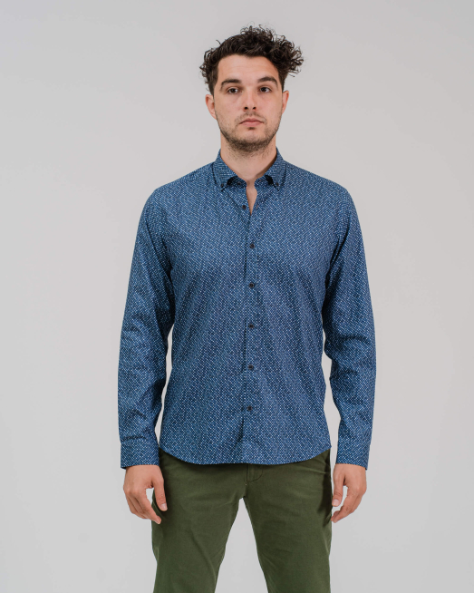 'ТЪМНО СИНЯ ВТАЛЕНА РИЗА НА ТОЧКИ 