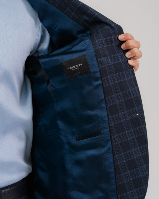 'ТЪМНО СИН ВТАЛЕН КАРИРАН КОСТЮМ