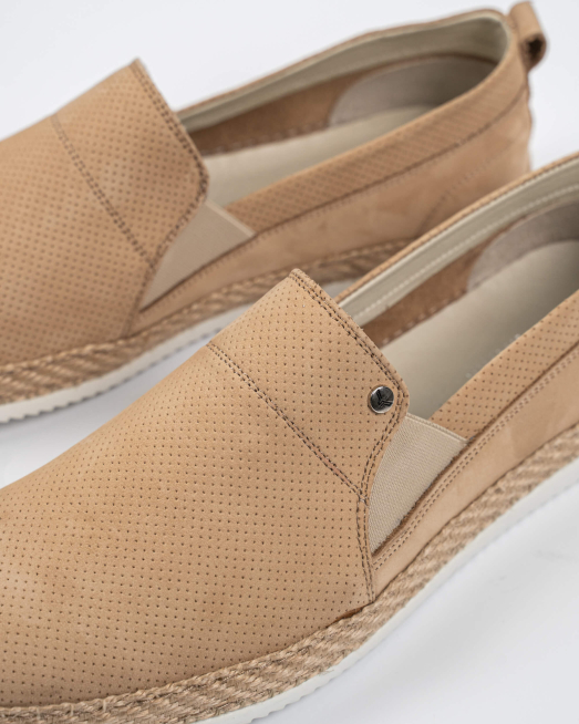 'БЕЖОВИ ЕСПАДРИЛИ С МЕТАЛНО ЛОГО ОТ НАБУК