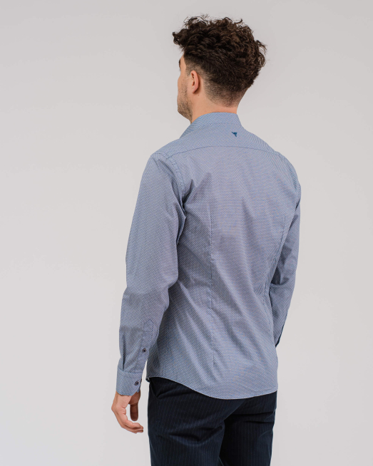 'СИНЯ ВТАЛЕНА РИЗА В СИТЕН ПРИНТ