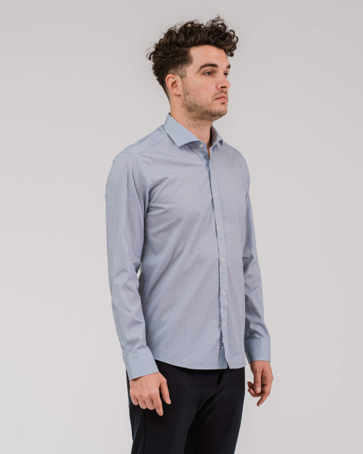 'СВЕТЛОСИНЯ РИЗА В СИТЕН ФИГУРАЛЕН ПРИНТ