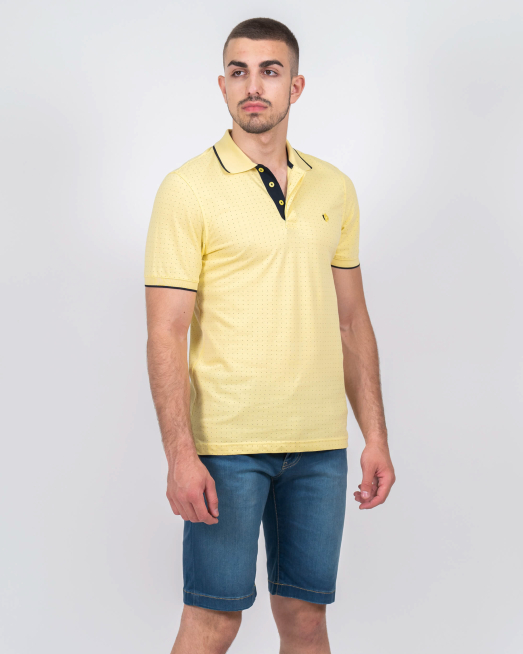 'ЖЪЛТА ТЕНИСКА ОТ PREMIUM ПАМУК С ДЕСЕНАЦИИ И ТОНАЛНА БРОДЕРИЯ ЛОГО