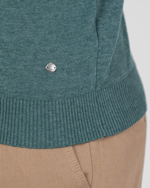 'ЗЕЛЕН МЕЛАНЖИРАН ПУЛОВЕР С РЕЛЕФНО ПЛЕТЕНИ РОМБОВЕ И ЛОГО