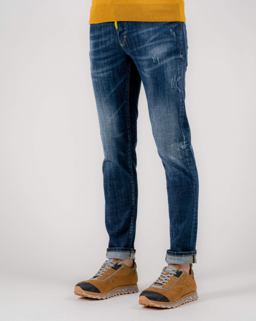 'ТЪМНО СИНИ ВИНТИДЖ ДЪНКИ С ИЗТРИТ ЕФЕКТ И ДЕКОРАТИВНИ НАКЪСВАНИЯ