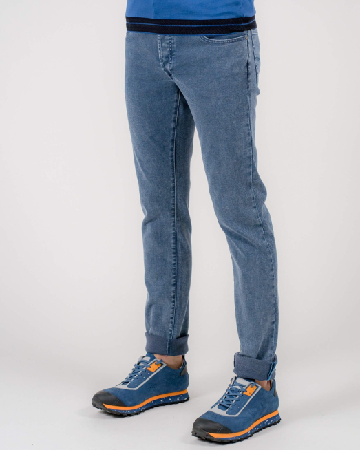 'СИНИ ДЪНКИ С ЕФЕКТНО ПРАНЕ PREMIUM СЕРИЯ