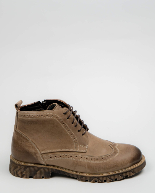 'БЕЖОВИ БОТИ ОТ НАБУК С ДЕКОРАТИВНИ ПЕРФОРАЦИИ