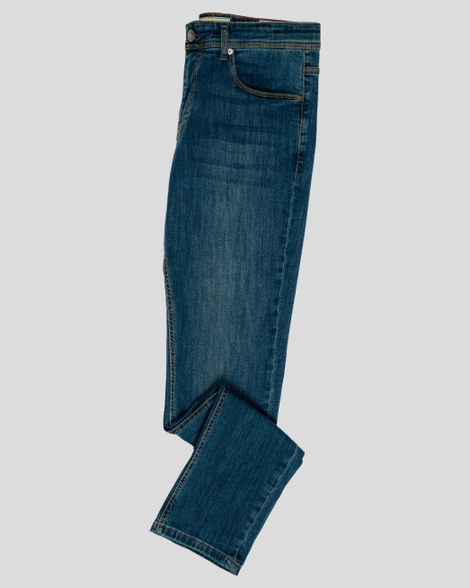 'ВТАЛЕНИ СИНИ ДЪНКИ С КОНТРАСТНИ ДВУЦВЕТНИ ШЕВОВЕ