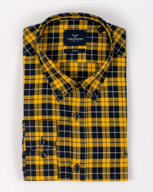 'СПОРТНО ЕЛЕГАНТНА РИЗА ОТ ПАМУК И ЛЕН В ЖЪЛТО КАРЕ